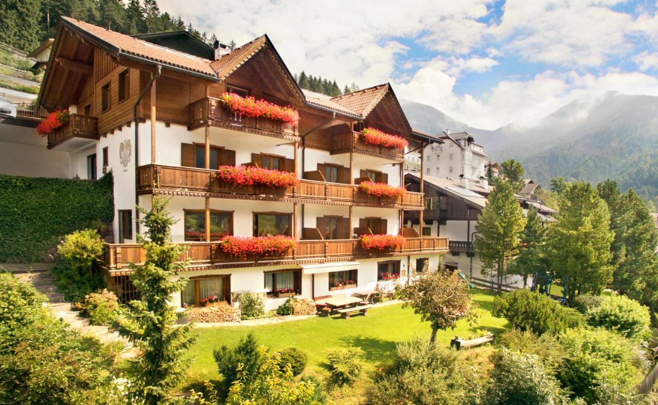 Garni Alba Bed & Breakfast Ortisei Luaran gambar
