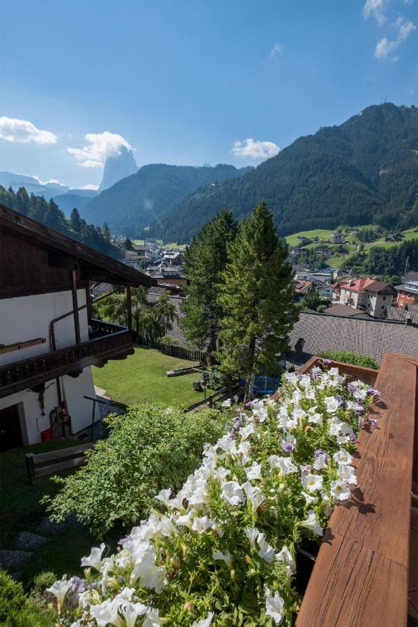 Garni Alba Bed & Breakfast Ortisei Luaran gambar
