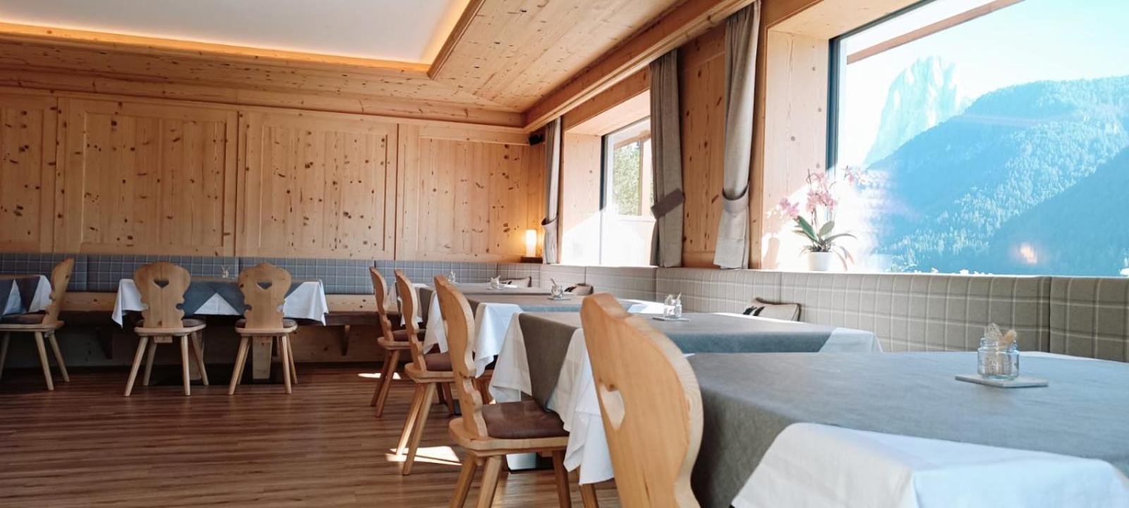 Garni Alba Bed & Breakfast Ortisei Luaran gambar