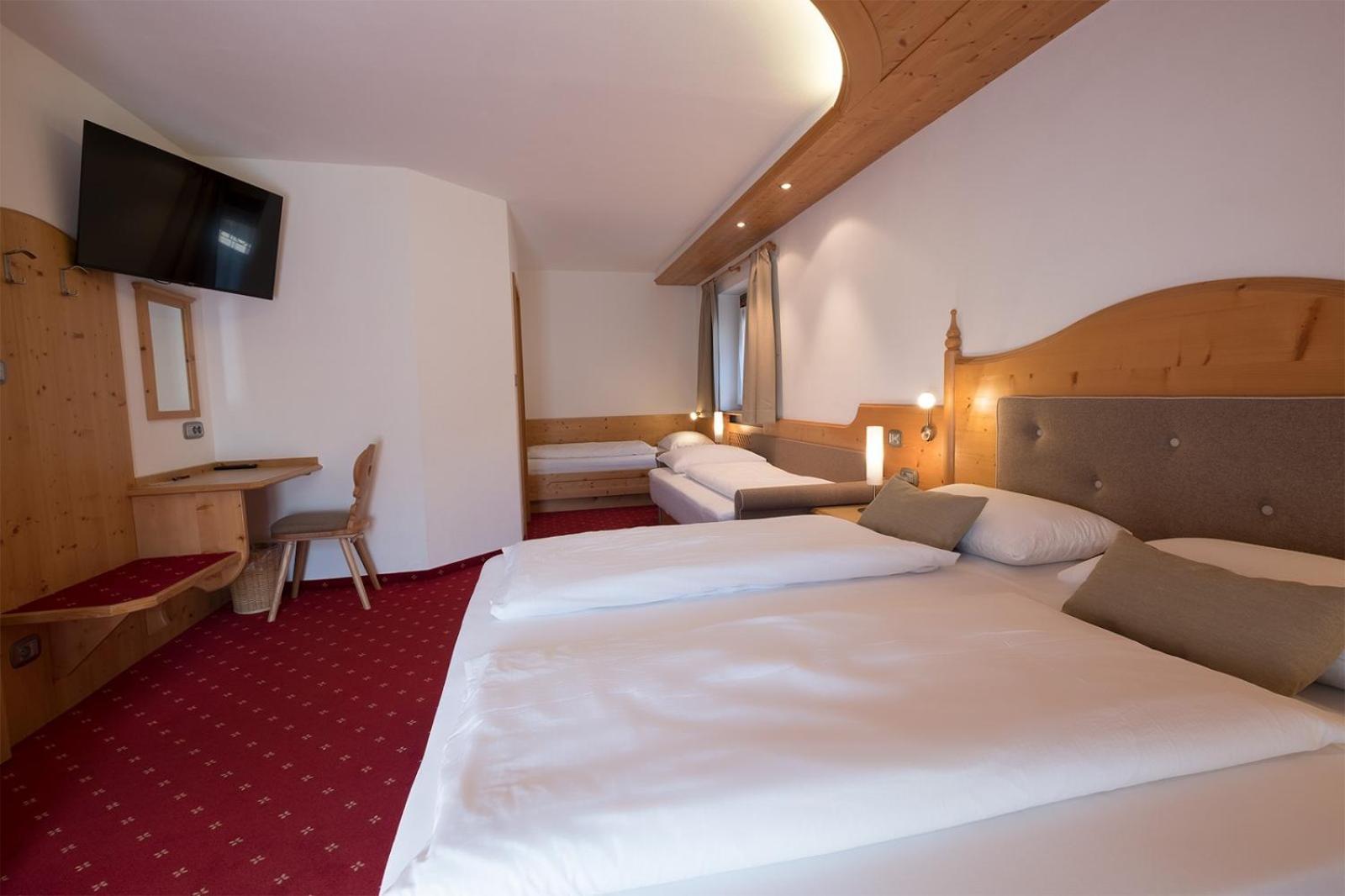 Garni Alba Bed & Breakfast Ortisei Luaran gambar